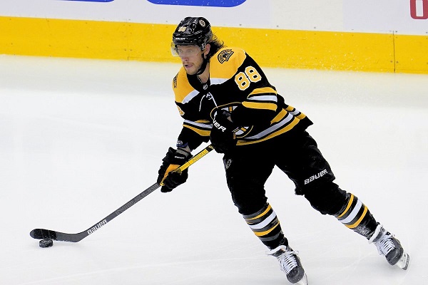 David Pastrnak Lifts B's In Road Trip Finale With Hat Trick
