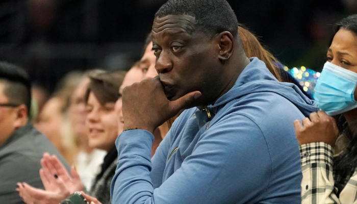 shawn kemp pleads not guilty