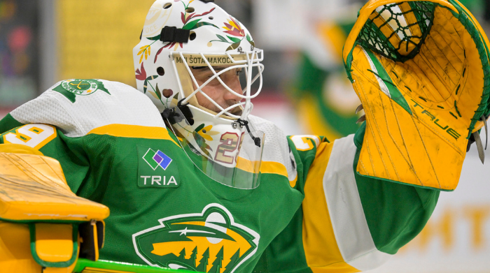 fleury defies nhl policy