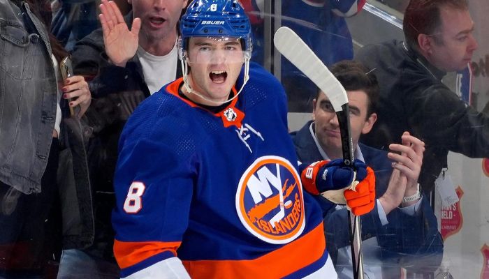 dobson to play for islanders against hurricanes