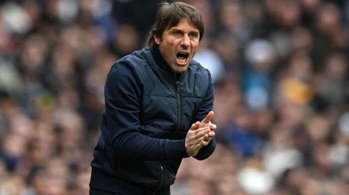 chelsea make shocking offer to conte