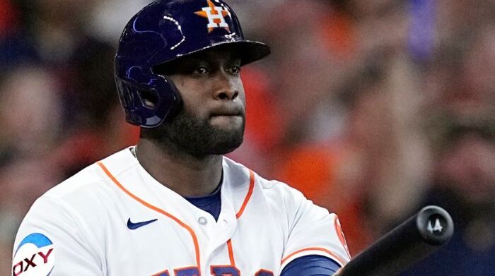 alvarez contines hot streak after early scare