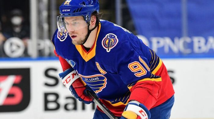 tarasenko signs 2-year contract with red wings