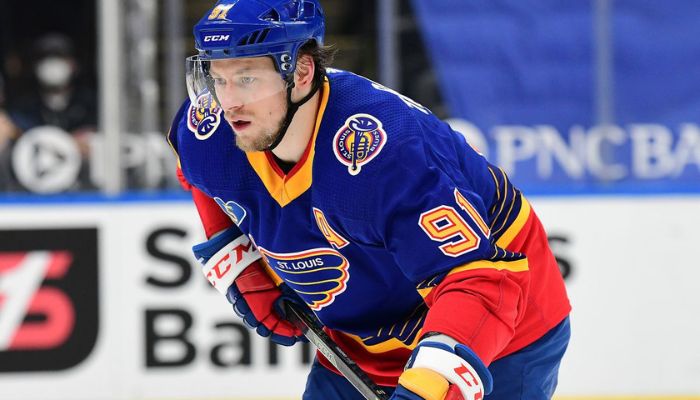 tarasenko signs 2-year contract with red wings