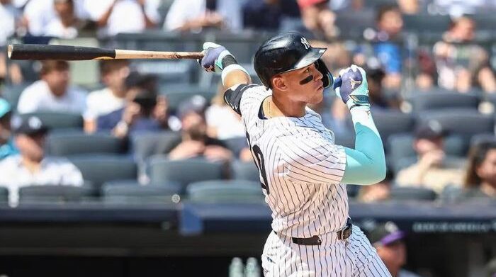 aaron judge stuns temmates with big hr robbery