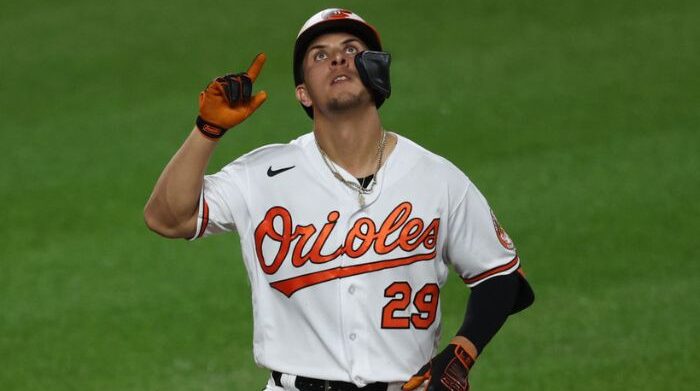 urías stays hot, homers to beat la: i feel amazing