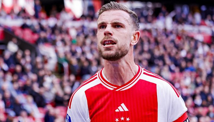 henderson fight with ajax teammate in europa league victory