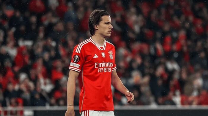 barcelona monitoring carreras at Benfica