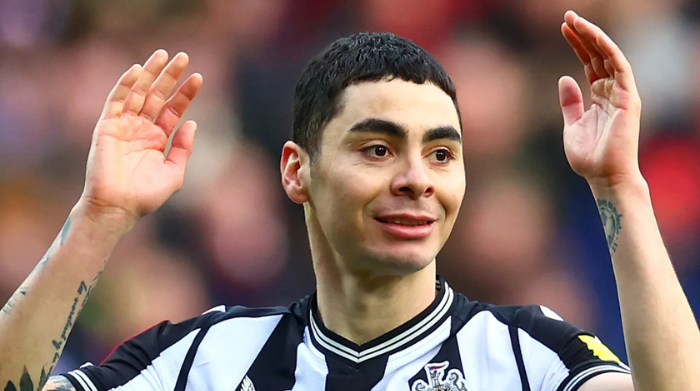charlott fc begin discussions with newcastle for almiron