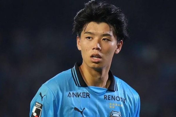 Tottenham Sign Japanese Defender Kota Takai from Kawasaki Frontale