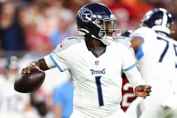 Top Pick Cam Ward Shines on Second Drive in Titans Debut